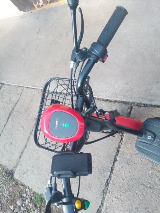 Електроскутер Forte