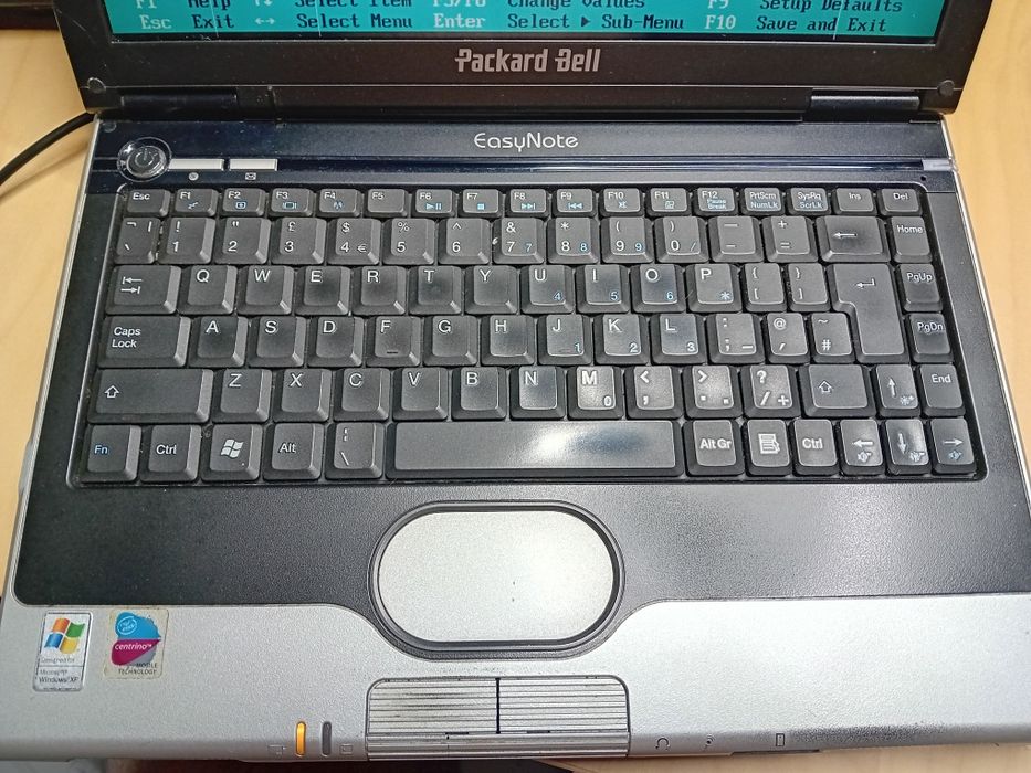 Komputer Packard Bell EasyNote A8