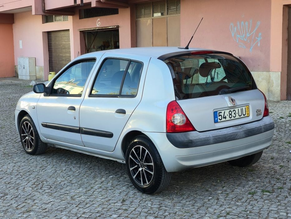 Renault Clio 1.5 dci ano 2003