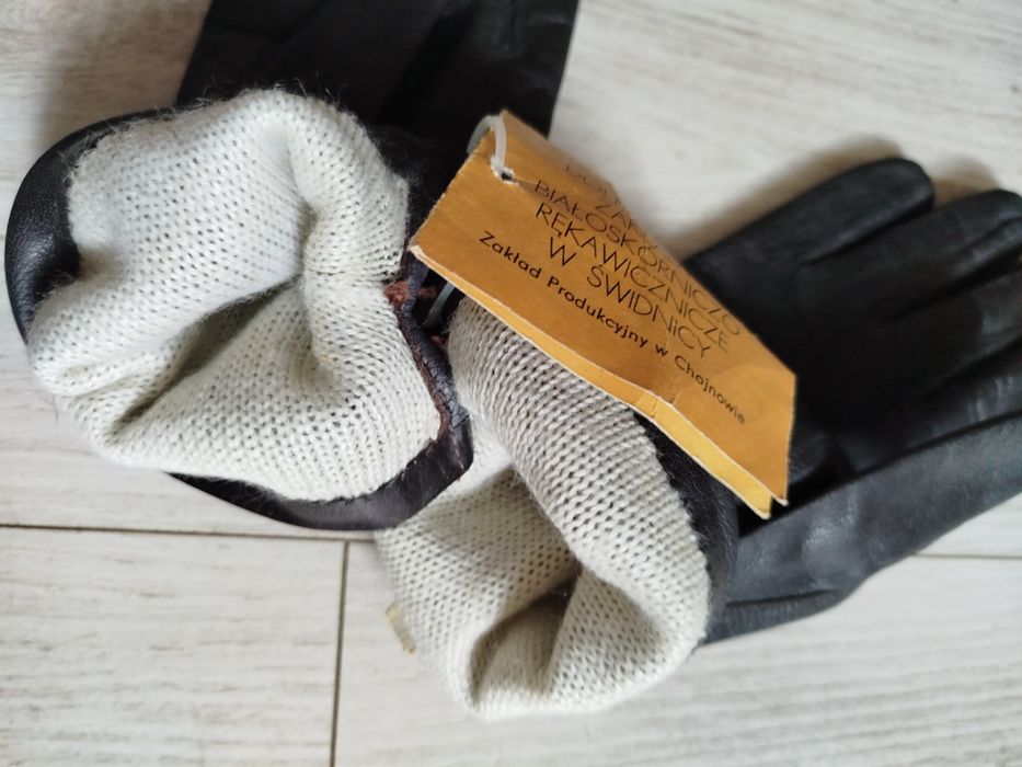 Rękawiczki z naturalnej skóry PRL  1975 r - nowe- gratka!