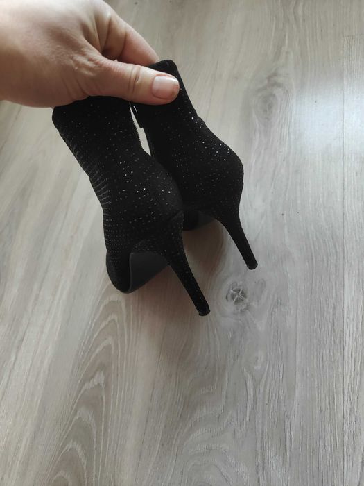Сапожки жіночі стильні з блискітками