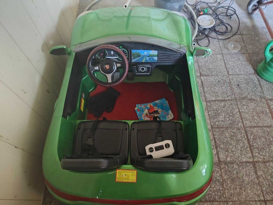 Електромобіль дитячий Porsche Boxster  (2 мотори 35W, акумулятор 12V7Ah, МР3, USB, пульт керування)  б.у ТОРГ !