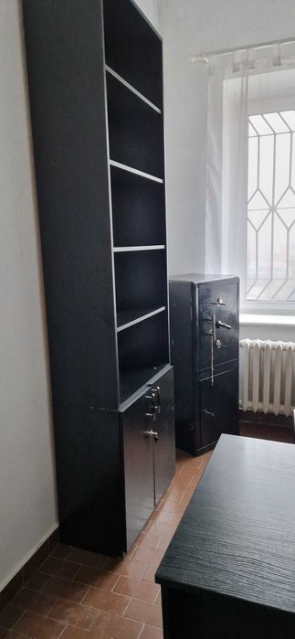 Meble biurowe, komody,biurka, sejf, krzesła