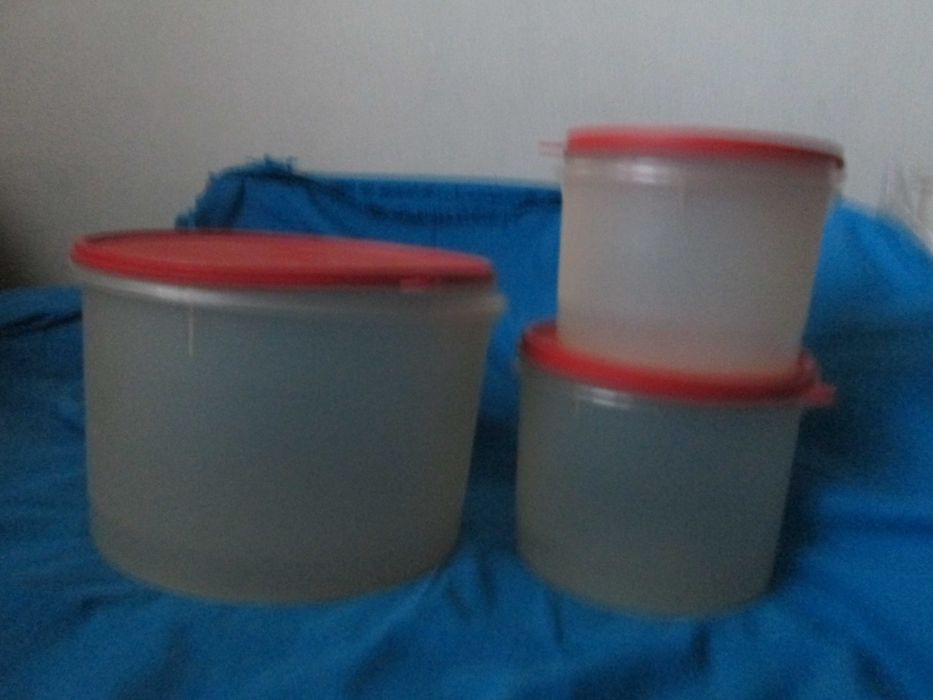 Tupperware  dos anos 80 a estrear