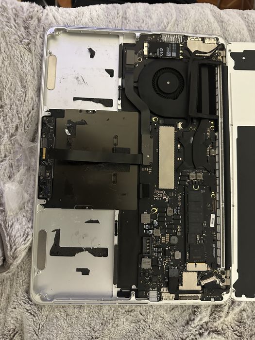 Logicboard macbook a1502448233968166522882