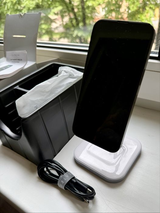 Бездротовий зарядний пристрій Satechi Aluminum 2 in 1 Magnetic Wireless Charging Stand Space Gray (ST-WMCS2M)