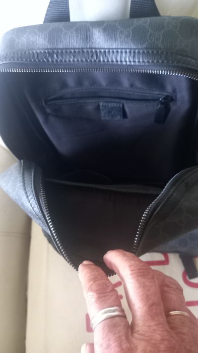 Mochila muito boa.
