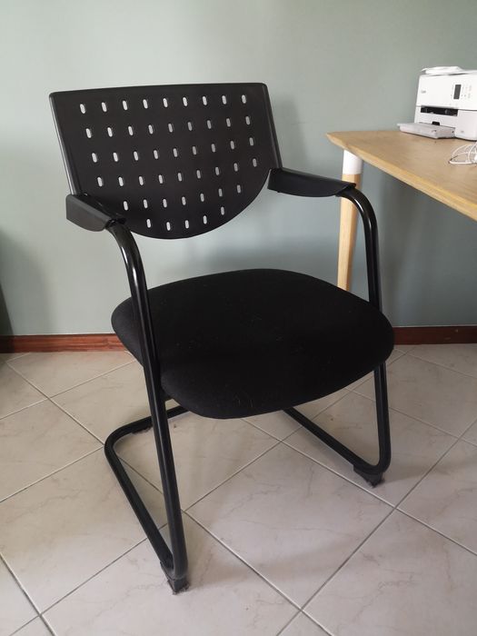 Cadeira Secretária Como Nova
