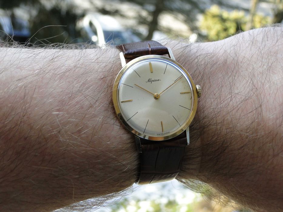 Alpina - piękny szwajcarski garniturowiec