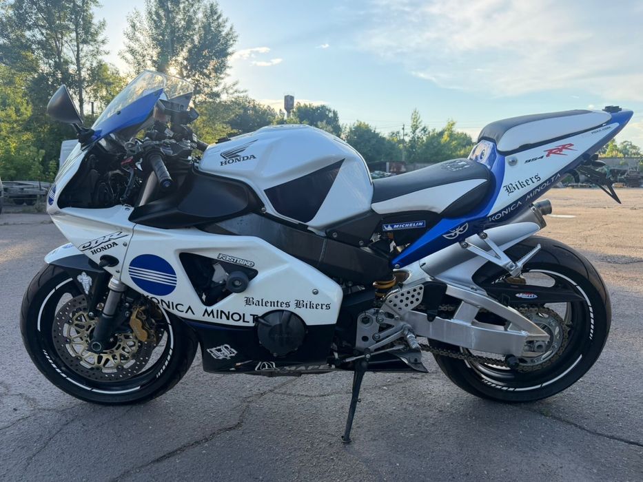 Продам мотоцикл HONDA CBR900RR 954 Fireblade