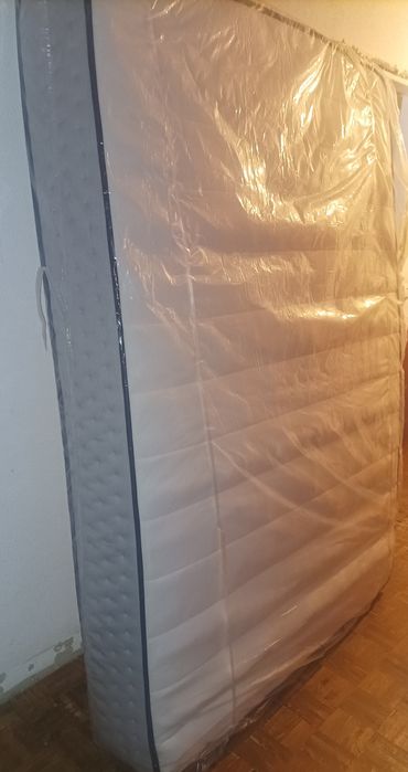 Colchão 135X200 cama mobília quarto guarda vestidos cómoda mesa de cabeceira estrado