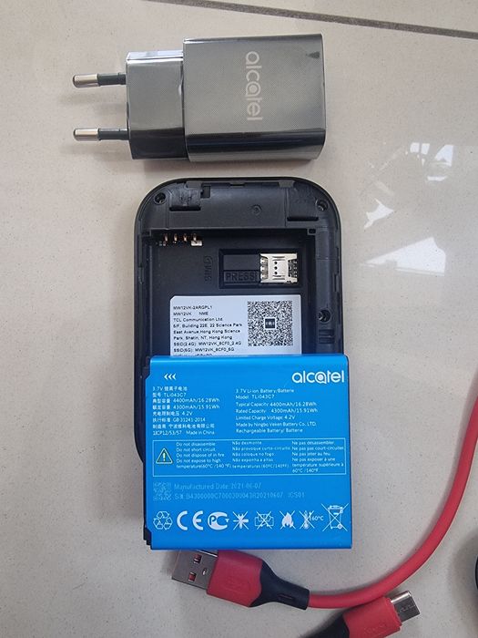 Alcatel router LTE 4G+ 600 Mbs modem Szybki internet agregacja bateria