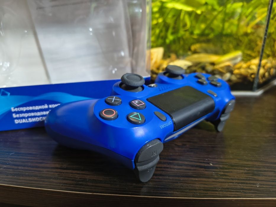 Джойстик Dualshock 4 version 2 (Wave blue)