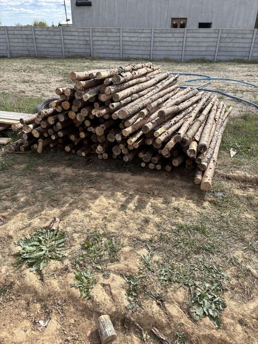 Sprzedam drewno budowlane / szalunkowe: stemple, deski ze stropu, krawędziaki