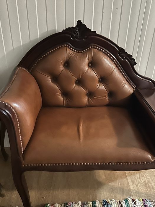 Banco vintage com Mesa Lateral e Gaveta