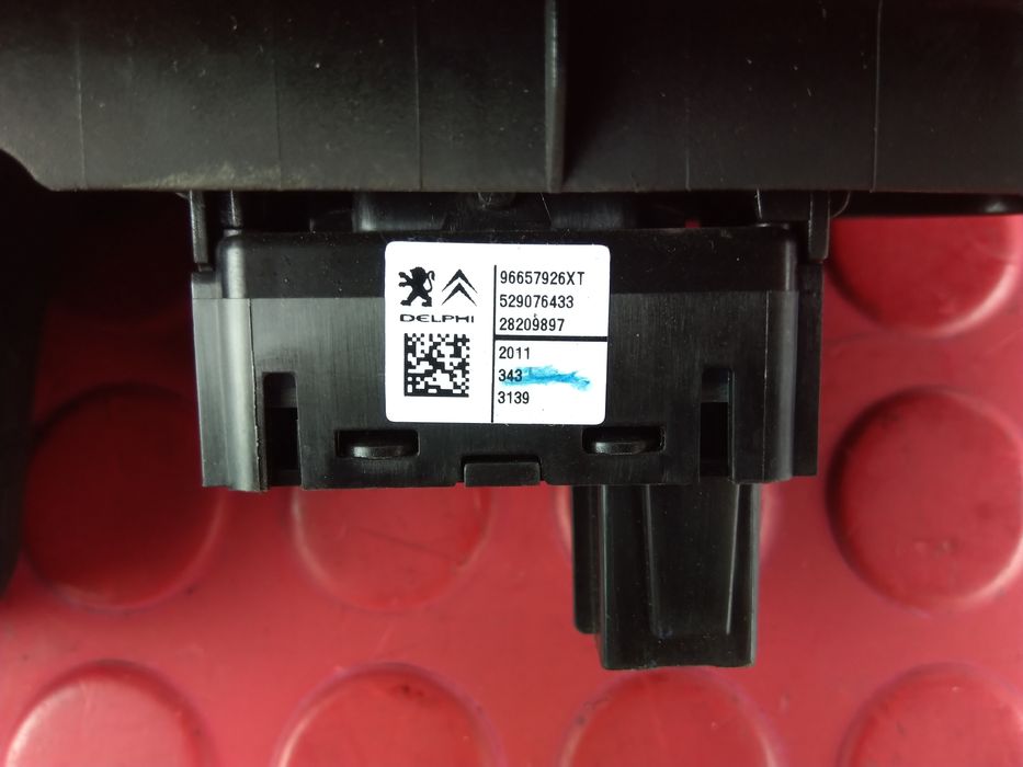 Interruptor / Comando Elevador Vidro Trás Dto - CITROËN C4 II (NC_)