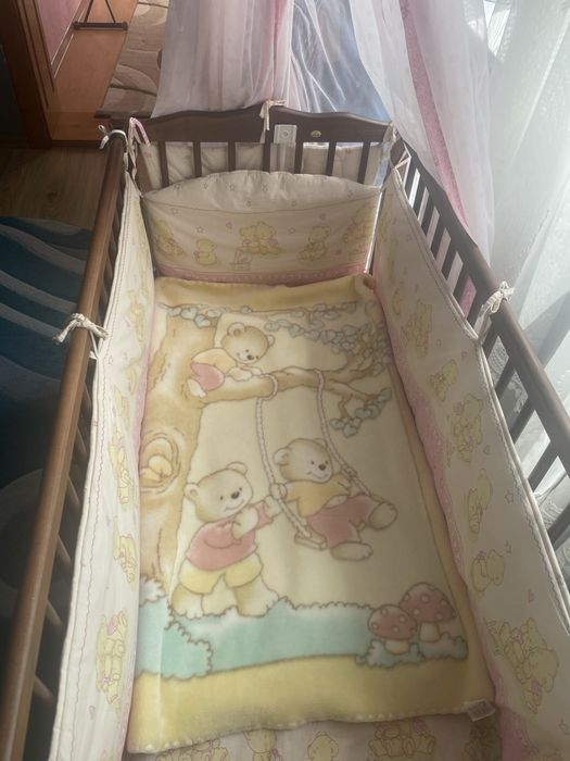 Продається дитяча кроватка