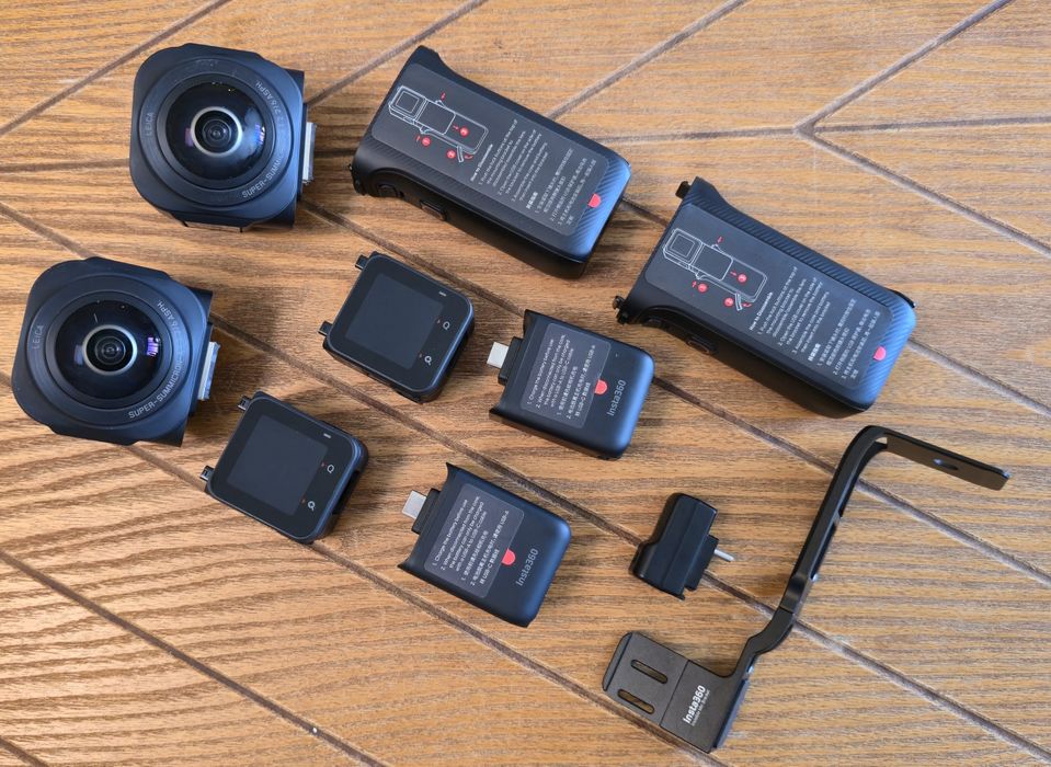 Insta360 ONE RS 1-Inch 360 Edition – Conjunto com 2 câmaras (como novas)
