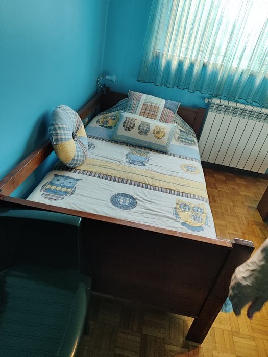 Camas com móvel quarto