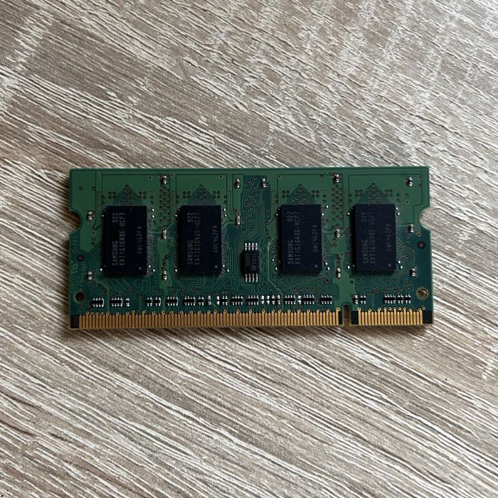 ОЗП Samsung 1 Gb DDR2 SODIMM 800 Mhz
