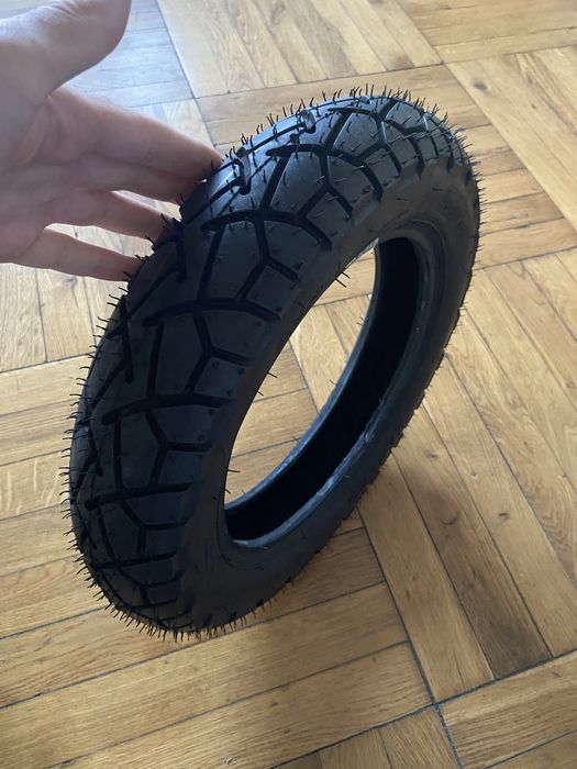 Резина 3.00-10 (покрышка безкамерная)