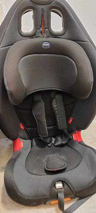 2 cadeiras infantis auto