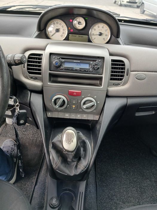 Lancia Ypsilon 1,2 benzyna 186 tyś/km, 2006 rok