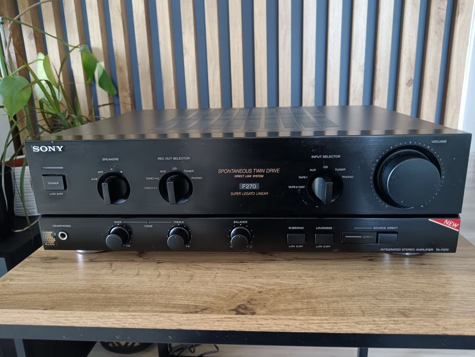 Wzmacniacz stereo Sony ta-f270