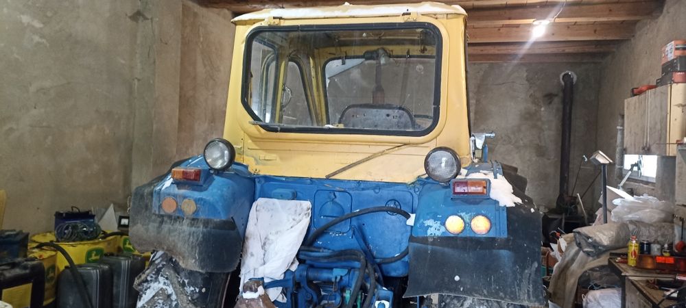 Мала кабіна трактора юмз