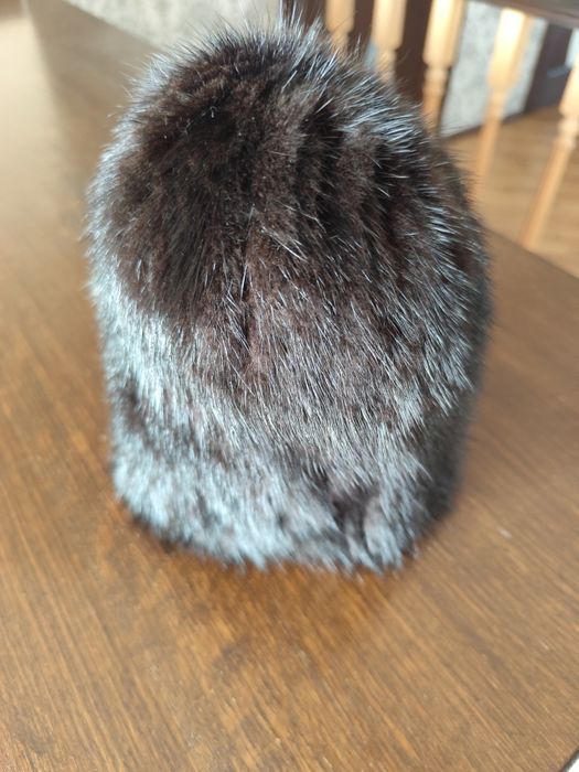 Шапка норкова жіноча