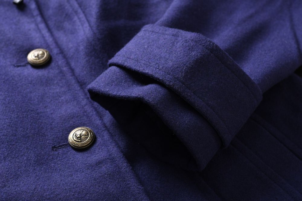 BRUNO BANANI dwurzędowy płaszcz damski z wełną fioletowy r. 44