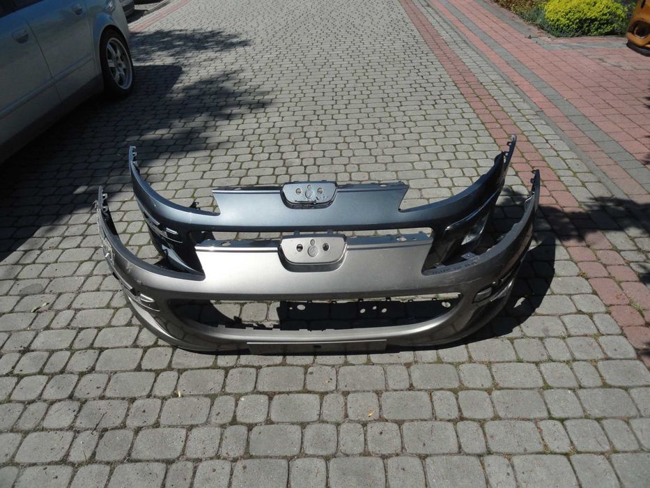 Zderzak przód Peugeot 407   04 08