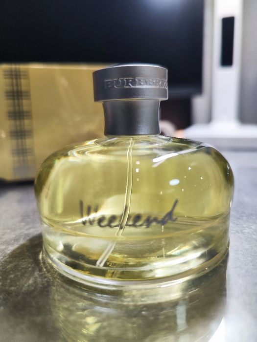 Burberry Weekend for Women Eau de Parfum.