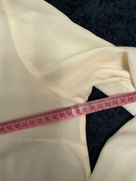 Elegancka bluzeczka  ECRU rozmiar 40 / L