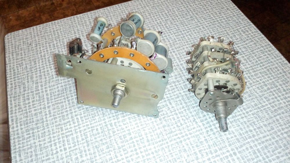 Галетный переключатель на керамике.