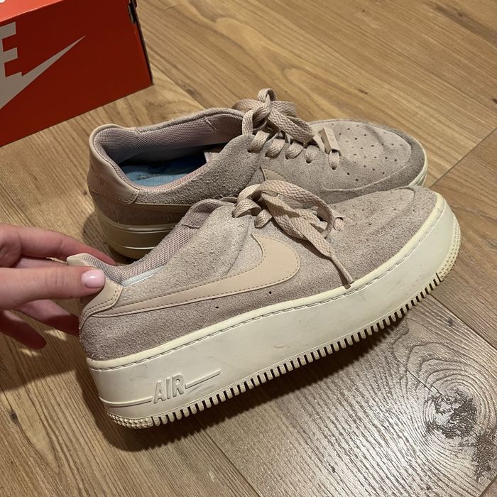 Nike Air Sage Low 39