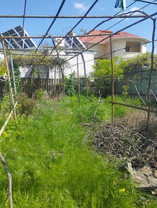 Продам Фасадный  участок - дом 9 соток !!!  на ул. Южная дорога