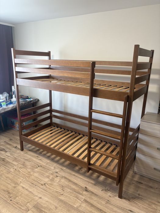 Ліжко двоярусне, деревʼяне