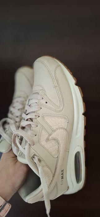 Nike Air max command  41 skóra naturalna kod  718896-100