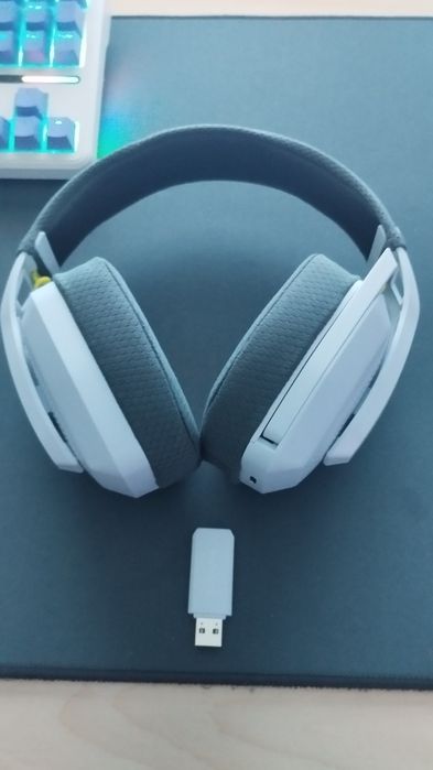 Беспроводные наушники