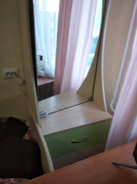 Ліжко,шафа,комод,полиці для кижок,письмовий стіл , Черкассы, торг