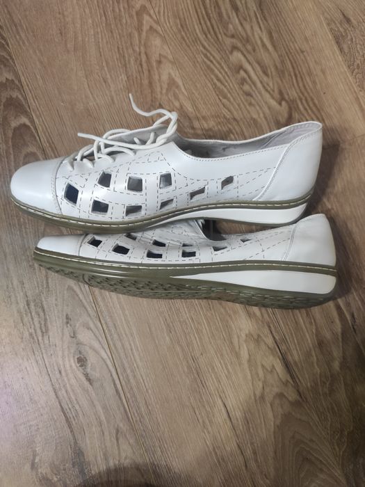 Шкіряні літні жіночі босоніжки