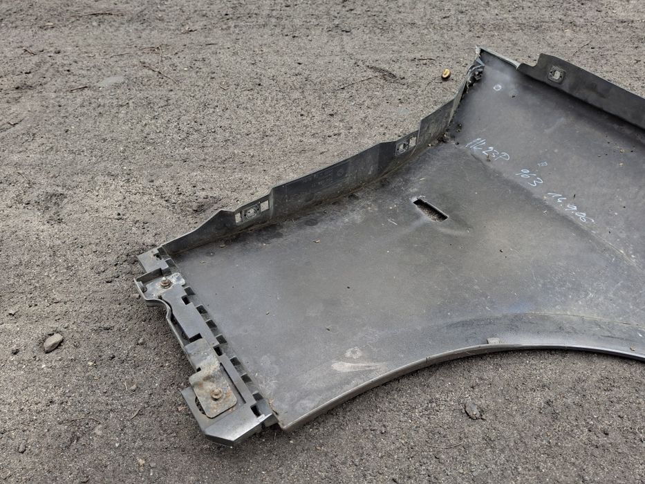 Błotnik lewy BMW 3 E92 E93 Coupe 06 do 13 Łódzkie