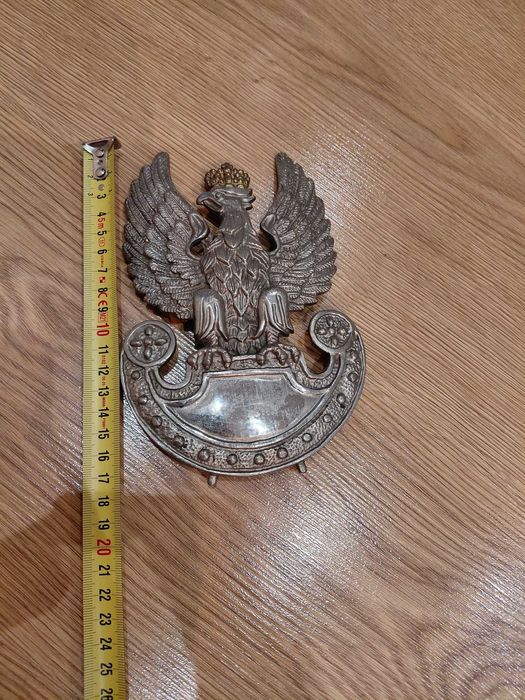 Orzeł w koronie wpinany