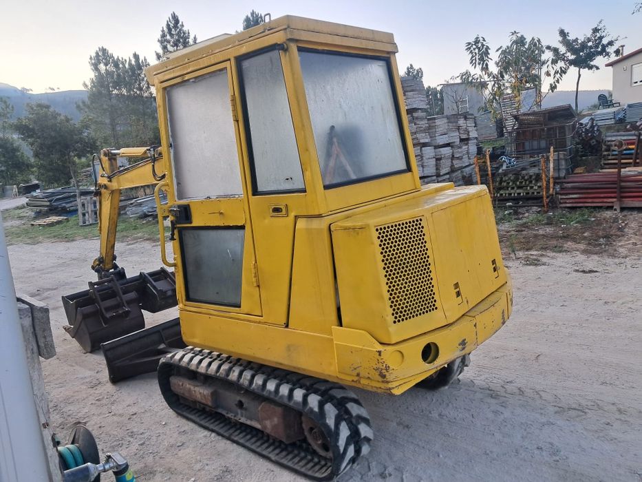 Vendo mine giratoria de 3 toneladas