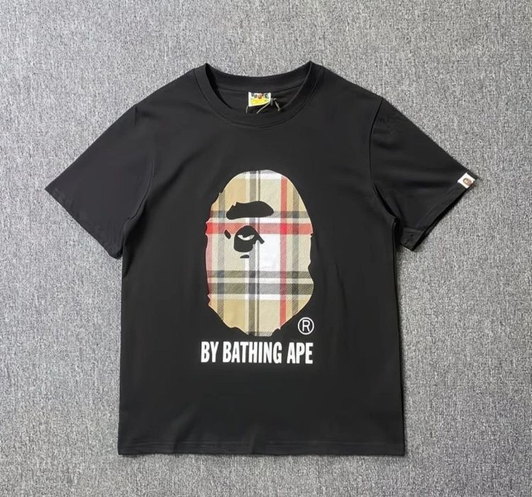 футболки Bape x Burberry