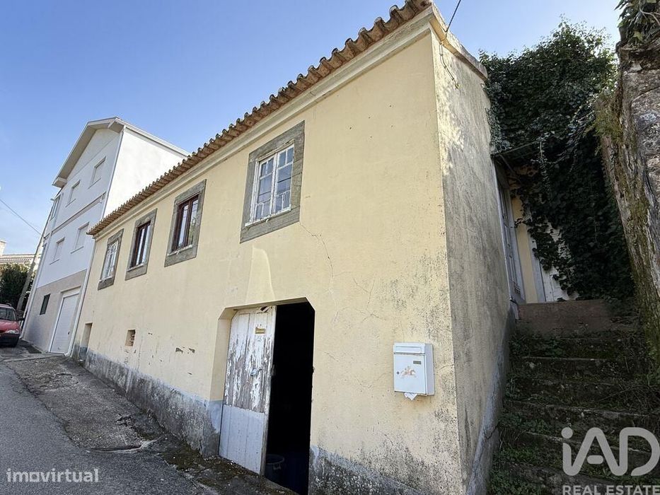 Casa / Villa T2 em Lobrigos e Sanhoane de 280 m2
