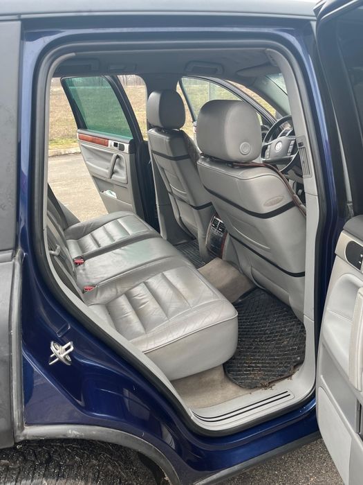 Продам Wolkswagen Touareg 2.5 TDI