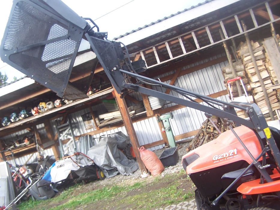 Kubota GZD 21 diesel 21KM wysoki wysyp,zero skręt,kosz 500L