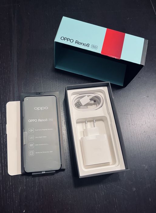 OPPO Reno8 5G 8Gb/256Gb